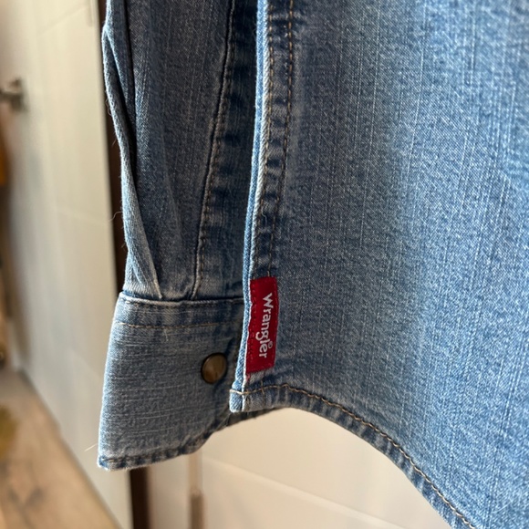 Denim button up - Picture 4 of 4